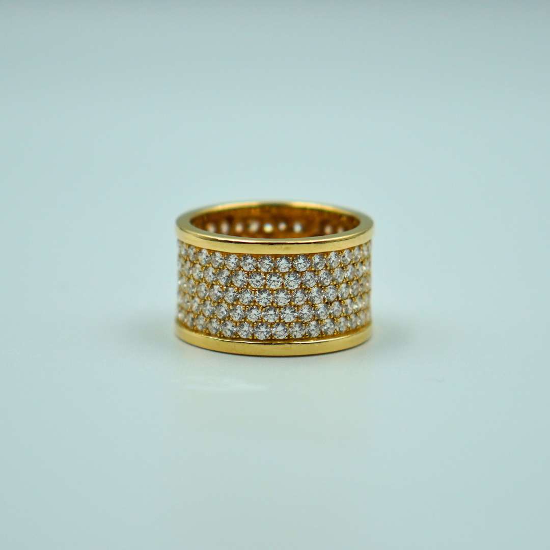 Crown Pavé クラウン パヴェ