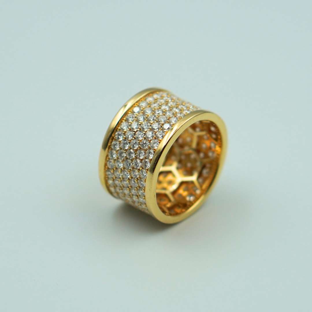 Crown Pavé クラウン パヴェ