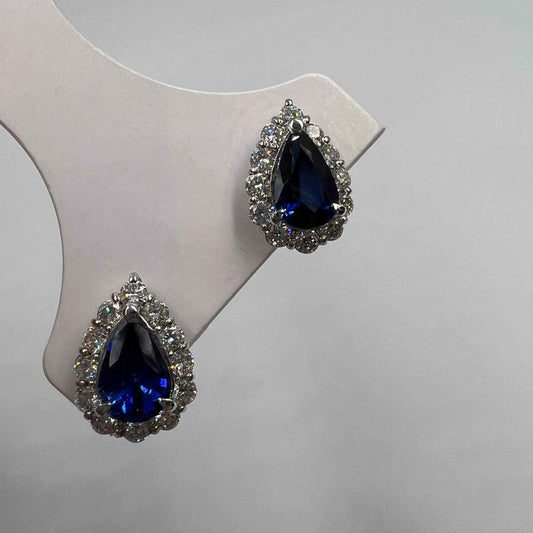 Royal blue  Sapphire 3.27ct